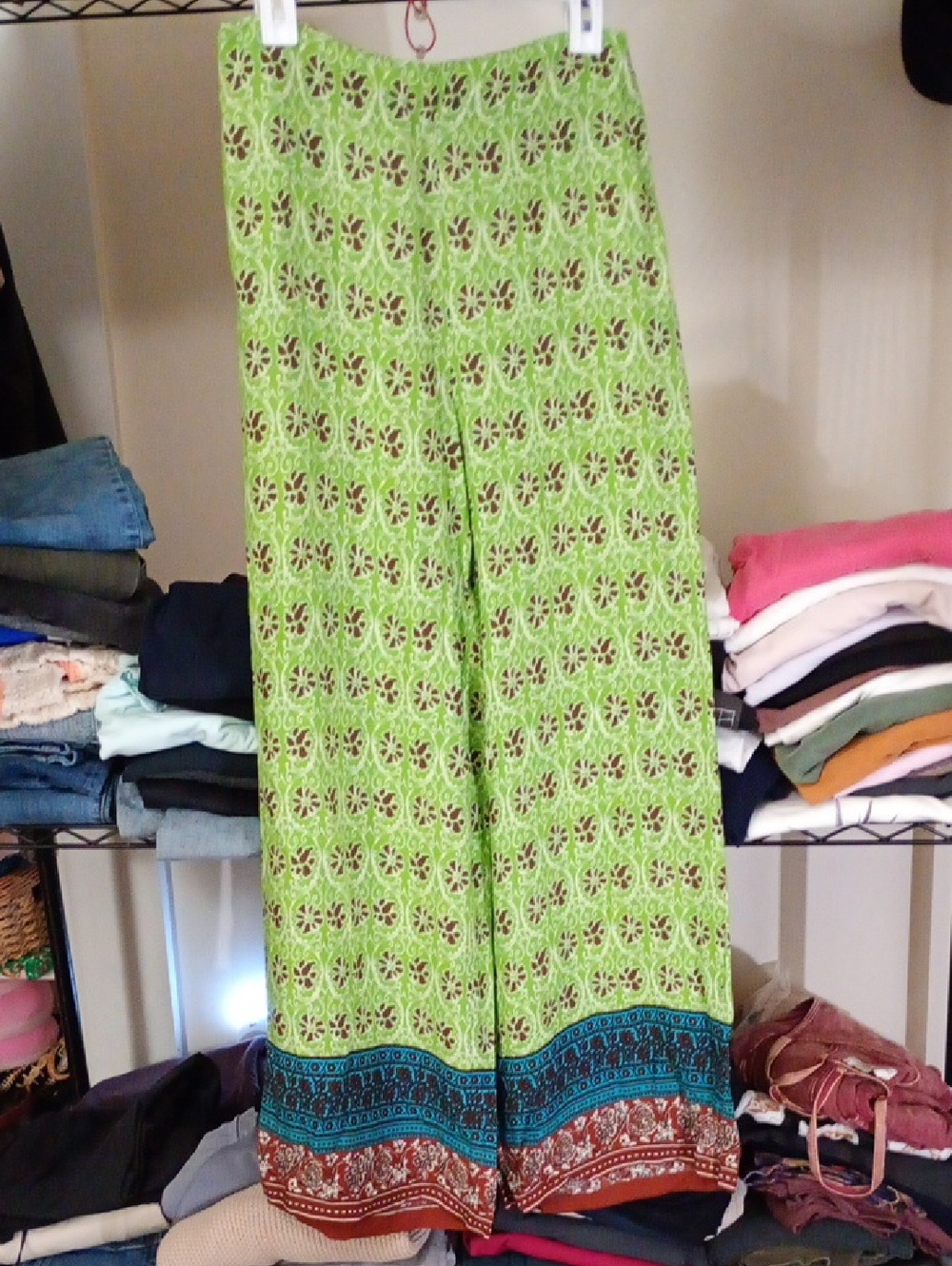 Zara Green Floral Wide-Leg Palazzo Pants with Contrasting Hem
